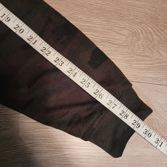 Social Standard By Sanctuary Sweater M Daytripper Camo Cardigan Thin Knit NWT - Picture 9 of 9